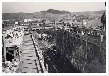 Bau der Wegeüberführung Seubtendorf - Langgrün März 1936